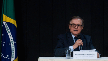 Ministro da Educação repudia massacre em escola de Suzano