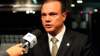 Comissão aprova crédito para pagamento do FEX; Michel Temer sinaliza antecipação