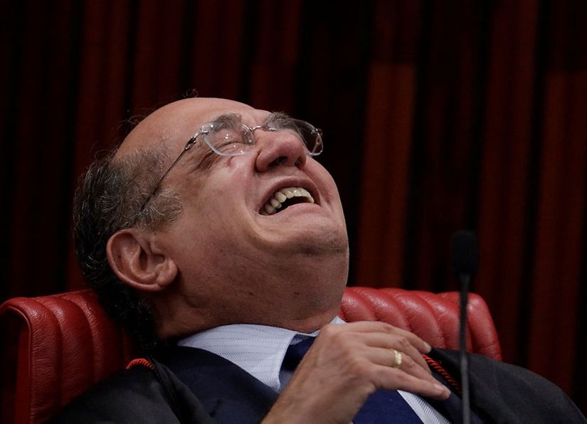 Diário Oficial publica aumento de salário a ministros do STF