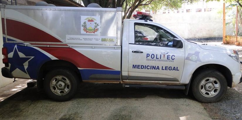 Bolivianos enterram feto em quintal de casa e caso é investigado pela Polícia Civil