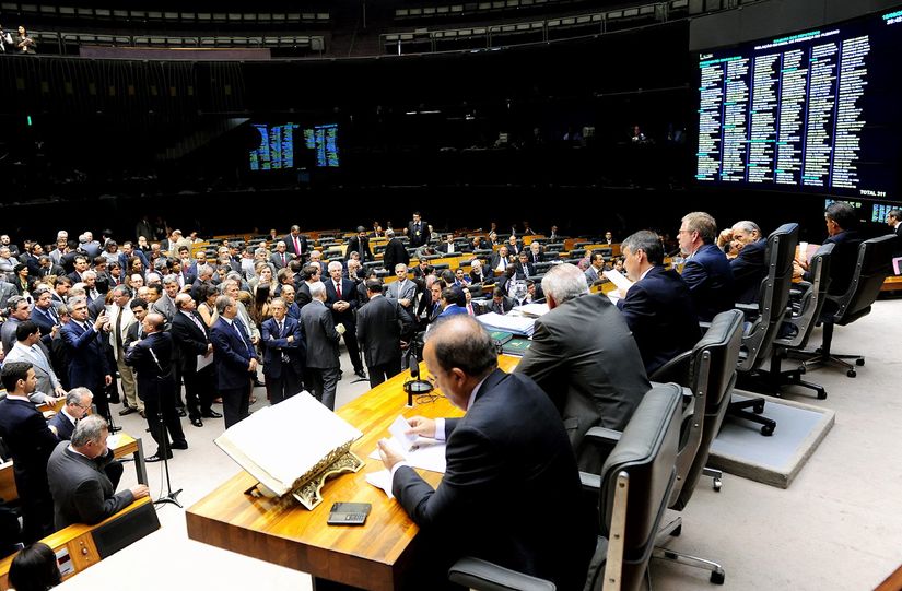 Câmara aprova MP que destina R$ 420 milhões para combate ao zika vírus