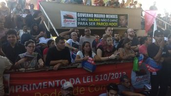 Professores da rede estadual continuam de braços cruzados