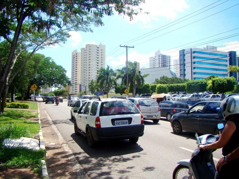 Proprietários de veículos têm 5% de desconto até dia 10