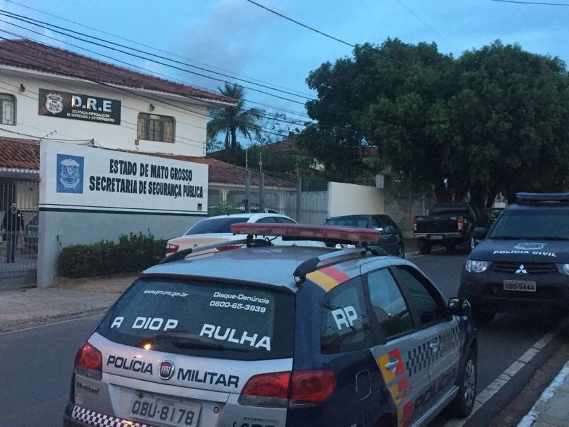 Mais de 300 quilos de drogas e 28 veículos apreendidos com 80 traficantes