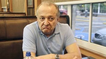 No Facebook, Pivetta ironiza pedidos por cargos comissionados