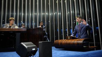 Se Mato Grosso possui três senadores, por que só Medeiros aparece?
