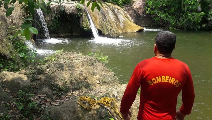 Estudante de direito morre afogada em cachoeira e universidade de MT decreta luto por 3 dias