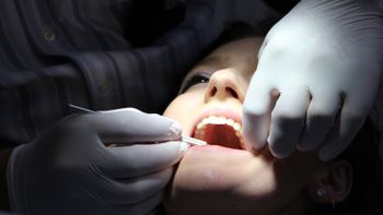 Cientistas brasileiros defendem combate à 'epidemia global de doenças dentárias