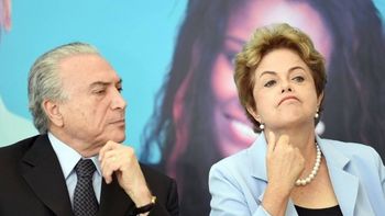 TSE marca depoimentos de João Santana e Mônica Moura para o dia 17