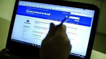 Receita abre segunda-feira consulta a lote residual de restituição do IR