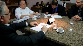 A um mês para o fim do governo, Taques convoca delegados da PJC