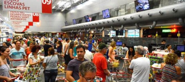 Brasileiros acreditam que inflação ficará em 5,4% nos próximos 12 meses