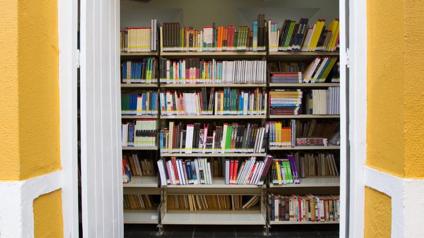 Biblioteca Pública Estadual Estevão de Mendonça completa 105 anos