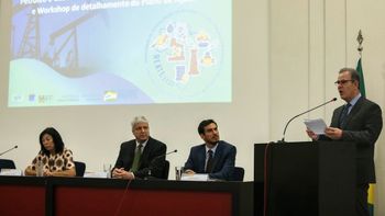 Governo lança programa para produção de petróleo e gás em terra