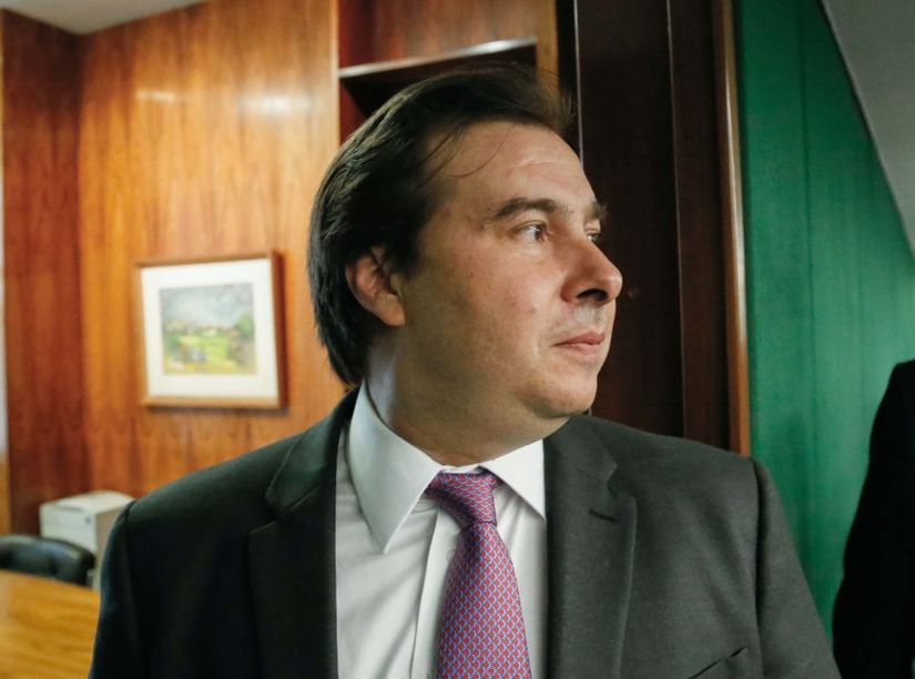 “Não vamos mais ceder”, diz Maia sobre Reforma