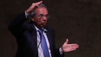 Paulo Guedes vai à Câmara para debater reforma
