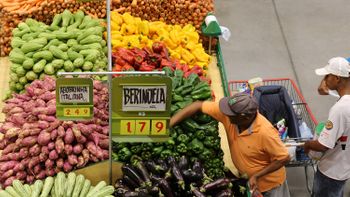 Alimentos e transportes puxam queda de preços do IPCA em agosto