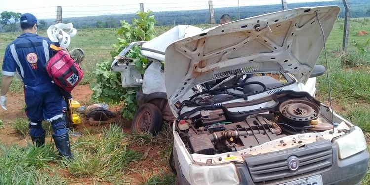 Veículo desgovernado causa acidente em Rondonópolis