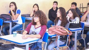 Estado apresenta resultados aos professores