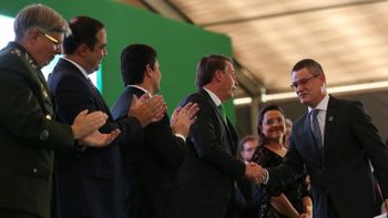 Brasil deve muito à Polícia Federal, diz Bolsonaro