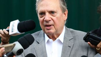 Tasso complementa voto e faz ajustes no texto