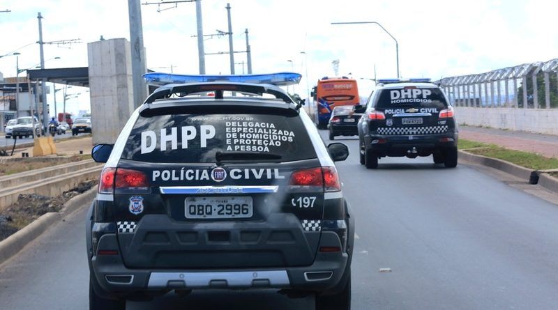 Homem é assassinado a tiros enquanto dormia dentro de residência em VG