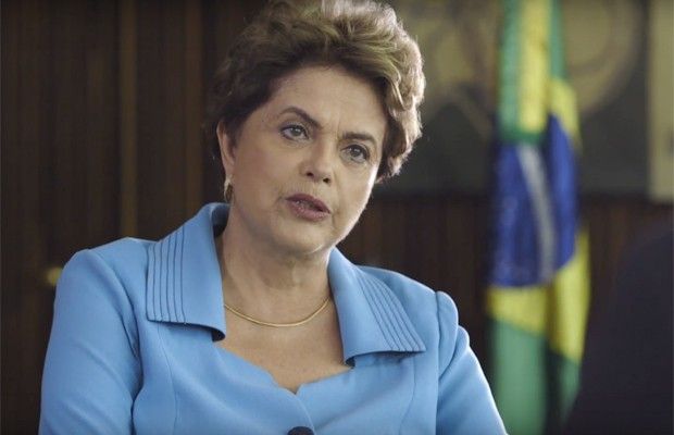 Dilma concede primeira entrevista após afastamento
