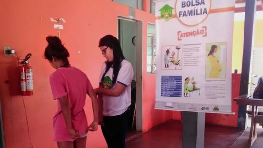 Beneficiários do Bolsa Família devem comparecer às unidades de saúde 
