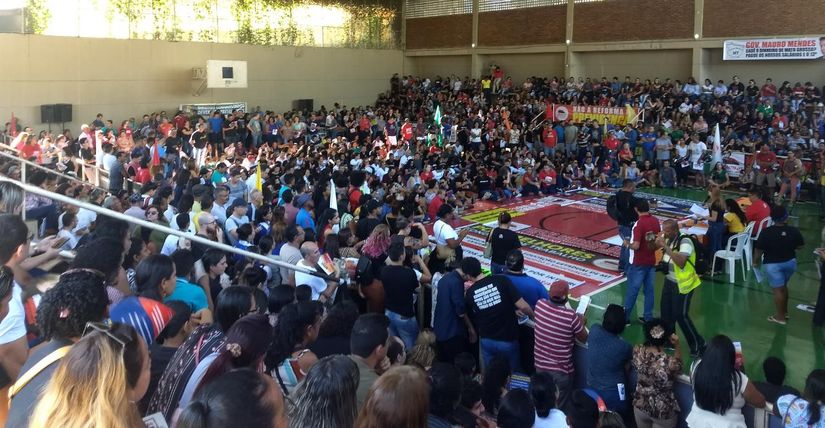 Sintep aprova greve geral nas escolas estaduais a partir do dia 27 em MT