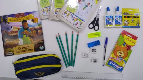 LBV entrega kits escolares a crianças indígenas da Tadarimana