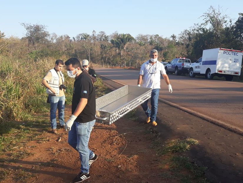 Corpo em decomposição é encontrado em região de mata