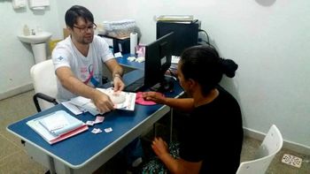 Campanha de prevenção Outubro Rosa realiza cerca de 1.400 atendimentos 