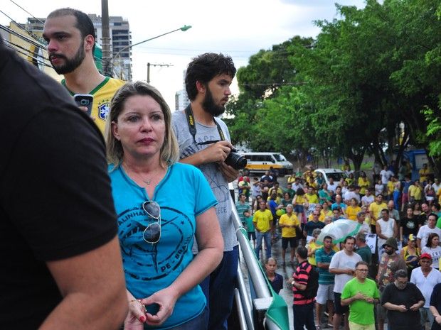 MPE entra com ação contra ex-juíza por propaganda eleitoral antecipada