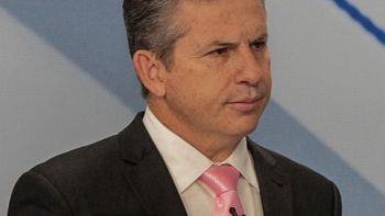 Governador recebe alerta do TCE e deverá cortar despesas