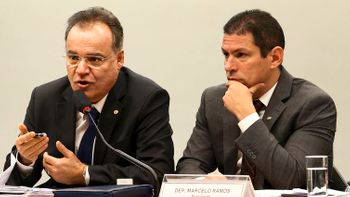Congresso promulga emenda que permite acúmulo de cargo por militares