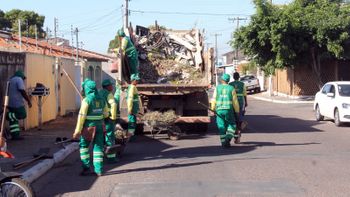 Prefeitura realiza Mutirão da Limpeza no bairro Bela Vista