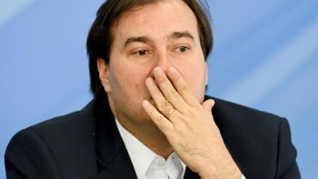 Rodrigo Maia marca para 2 de agosto votação da denúncia contra Temer no plenário