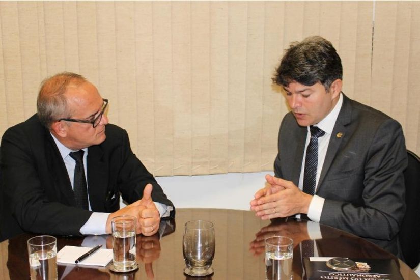 Zé do Pátio deverá seguir em viagem para atrair empresas