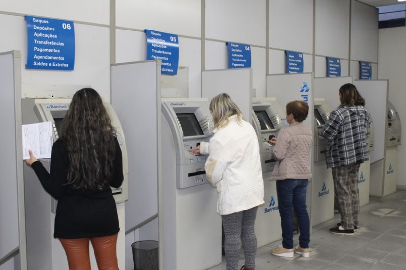 Entram em vigor novas regras de portabilidade do salário