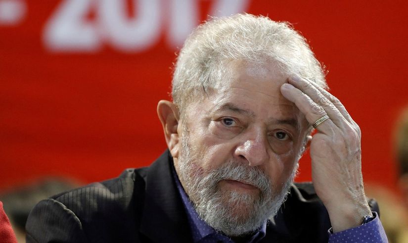 TSE inicia sessão para julgar registro de Lula