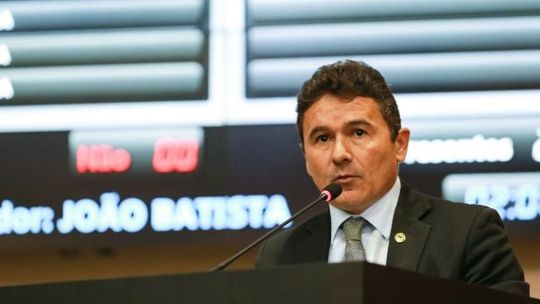 João Batista protocola ação para garantir o pagamento da RGA