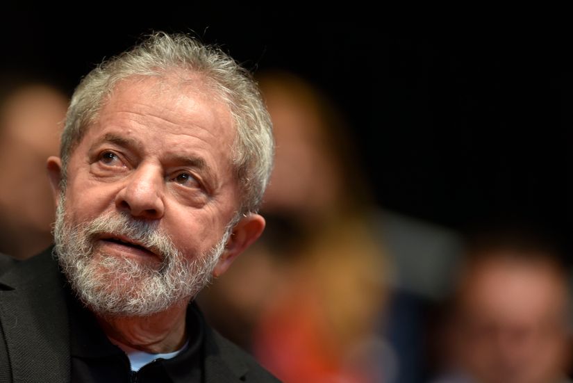 Justiça proíbe montagem de acampamentos durante depoimento de Lula em Curitiba