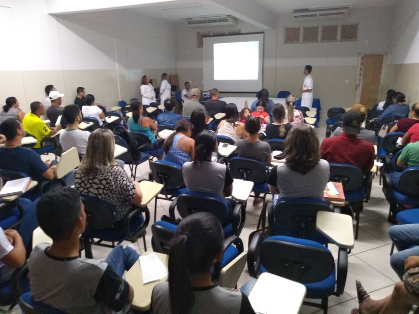 Alunos realizam palestras sobre Prevenção da Saúde e Segurança do Trabalho