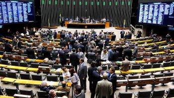 Congresso derruba veto e mantém refinanciamento de dívidas de microempresas