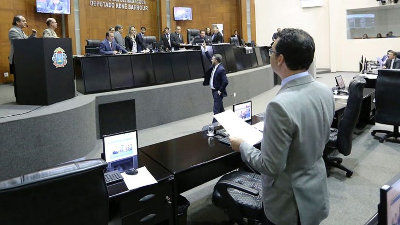 CPI aprova pedido de compartilhamento de quatro delações premiadas