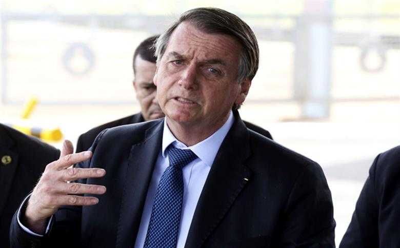 Bolsonaro diz que não pretende acabar com estabilidade de servidor