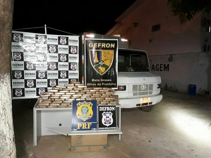 Ação integrada resulta na apreensão de 70 tabletes de pasta base de cocaína