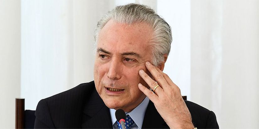 Temer diz que não autorizou Rocha Loures a receber dinheiro em seu nome