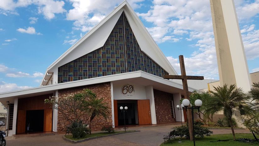 Paróquia Sagrado Coração de Jesus, em Rondonópolis, comemora 60 anos hoje