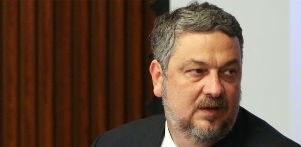 Defesa de Palocci pede ao STF que liberdade não seja julgada pelo plenário